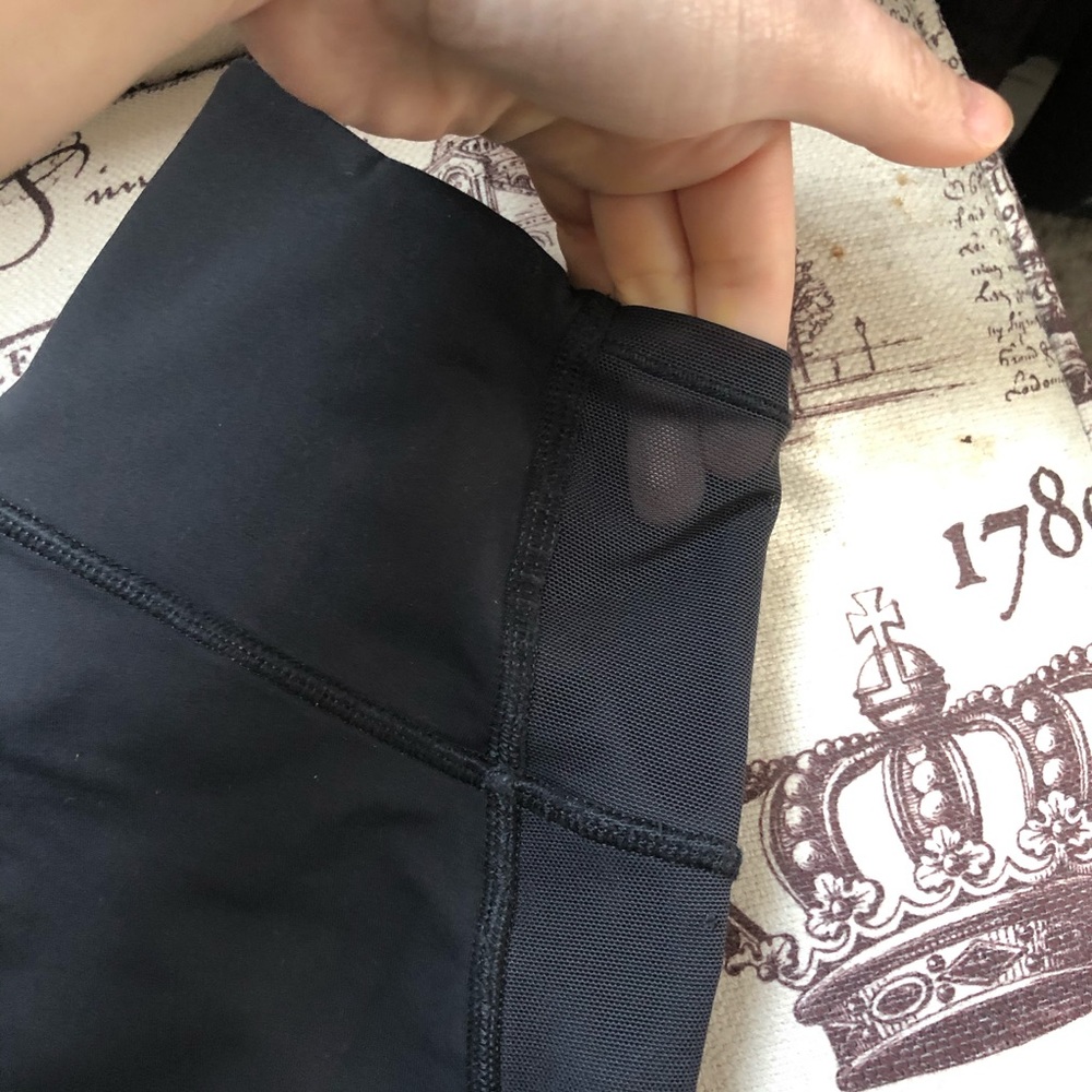 ‼️SOLD‼️Lululemon Train Times 7/8 - Picture 4 of 6